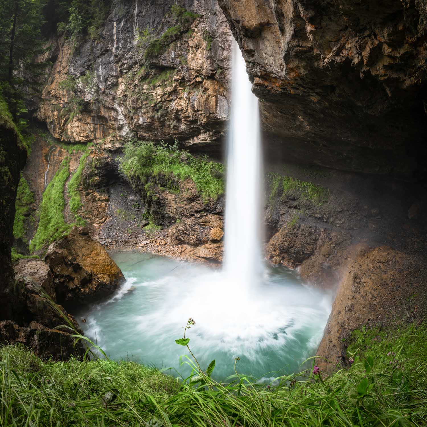 Berglistüber Waterfall — Switzerland