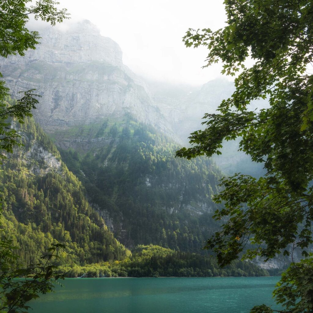 Klöntalersee — Switzerland